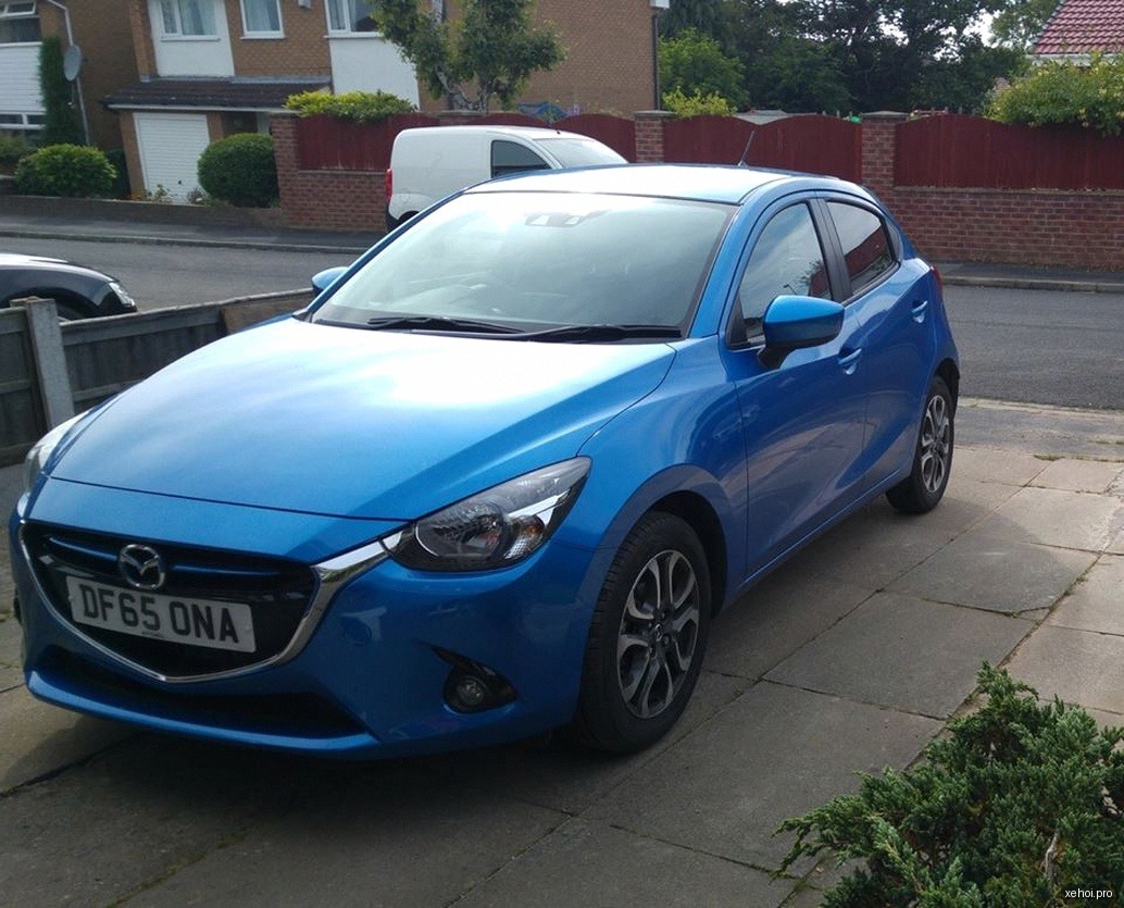 Mazda 2 1.5 AT - 2015