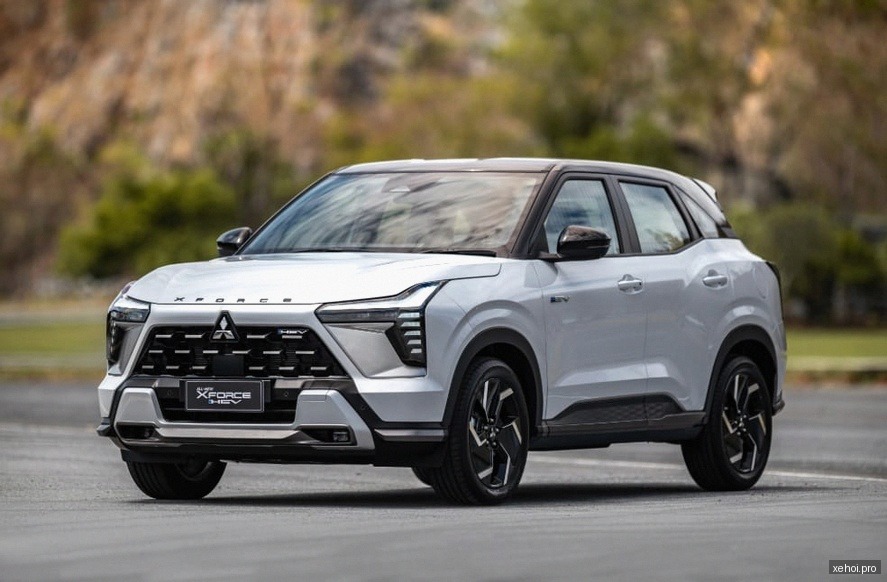 Mitsubishi Xforce Premium - 2025