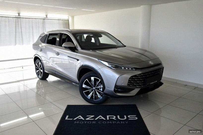 MG HS 1.5T LUX - 2025