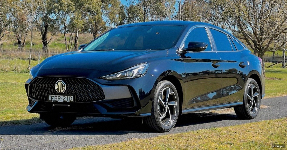 MG 5 Luxury 1.5 AT - 2024
