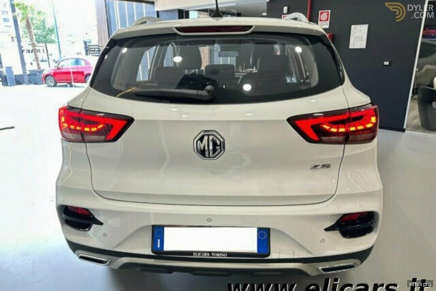 MG ZS Luxury 1.5 AT 2WD - 2023