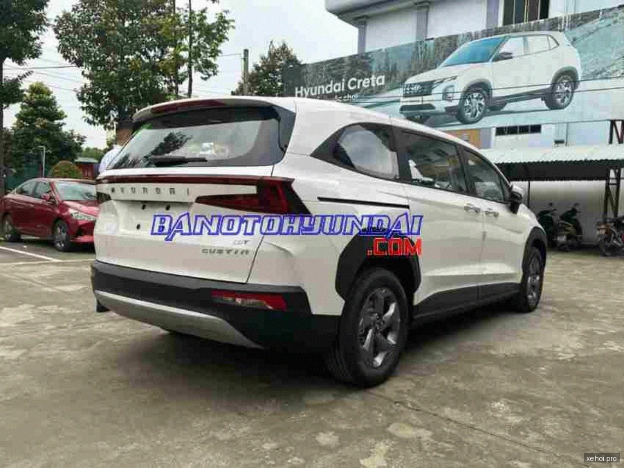 Hyundai Custin Tiêu Chuẩn 1.5T - 2025