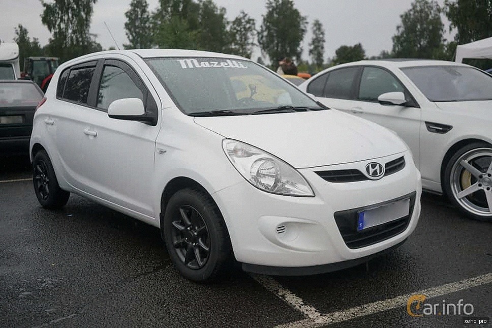 Hyundai i20 1.4 AT - 2011