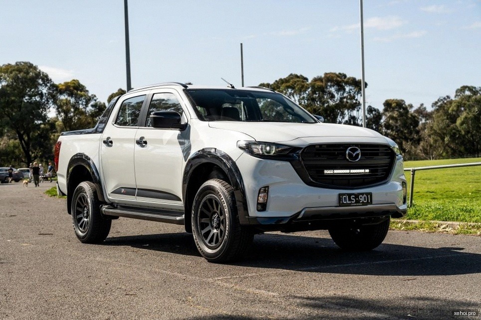 Mazda BT50 Premium 1.9L 4x4 AT - 2021