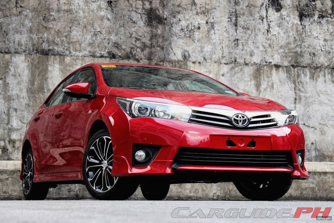 Toyota Corolla altis 2.0V - 2015