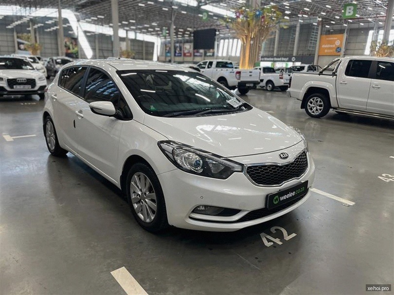 Kia Cerato 2.0 AT - 2014