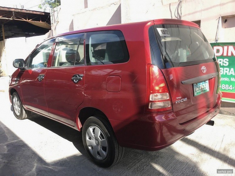 Toyota Innova J - 2008