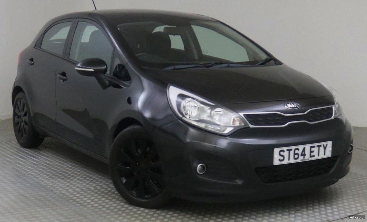 Kia Rio 1.4 AT - 2014