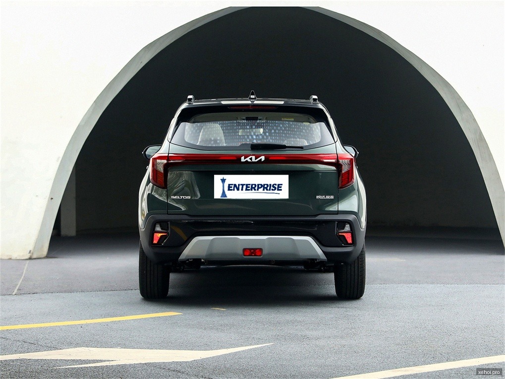 Toyota Camry 2.5Q - 2015