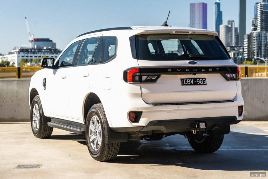 Ford Everest Ambiente 2.0 4x2 AT - 2019