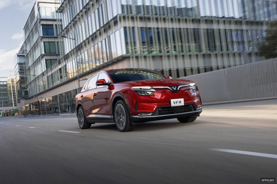 VinFast Lux A 2.0 Premium 2.0 AT - 2021