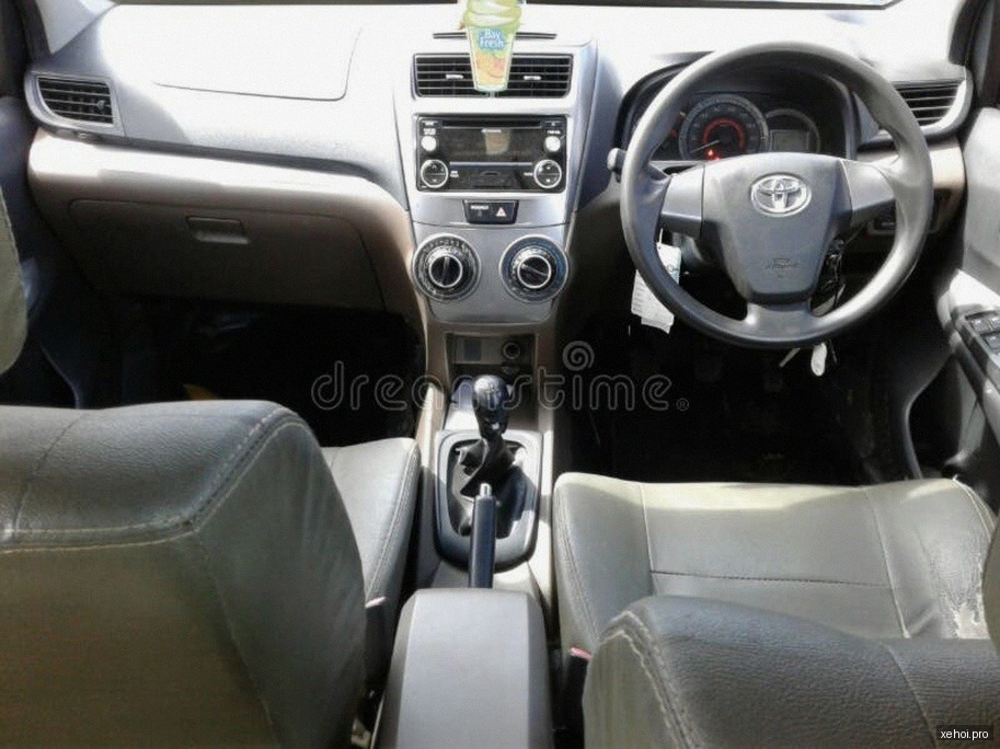 Toyota Yaris 1.3G - 2016