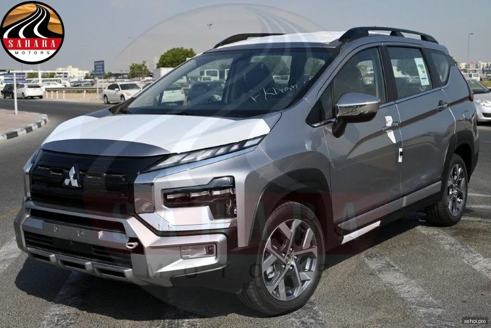 Mitsubishi Xpander Cross 1.5 AT - 2025