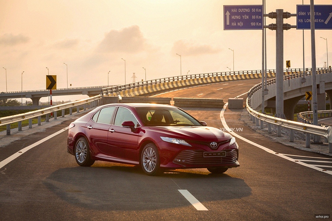 Toyota Corolla Cross 1.8V - 2025
