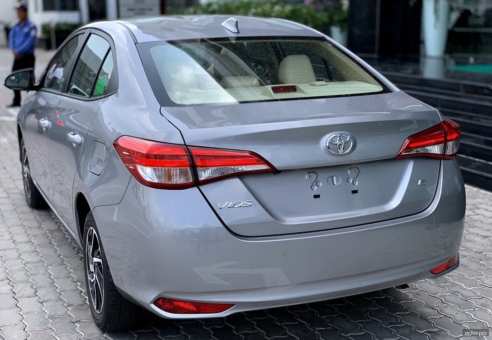 Toyota Vios E CVT - 2022