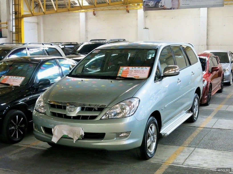 Toyota Innova G - 2006