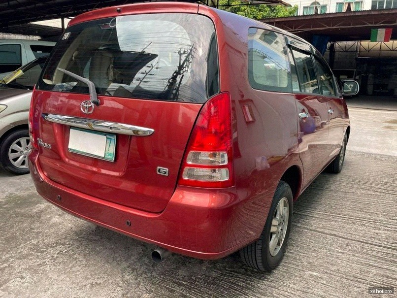 Toyota Innova G - 2006