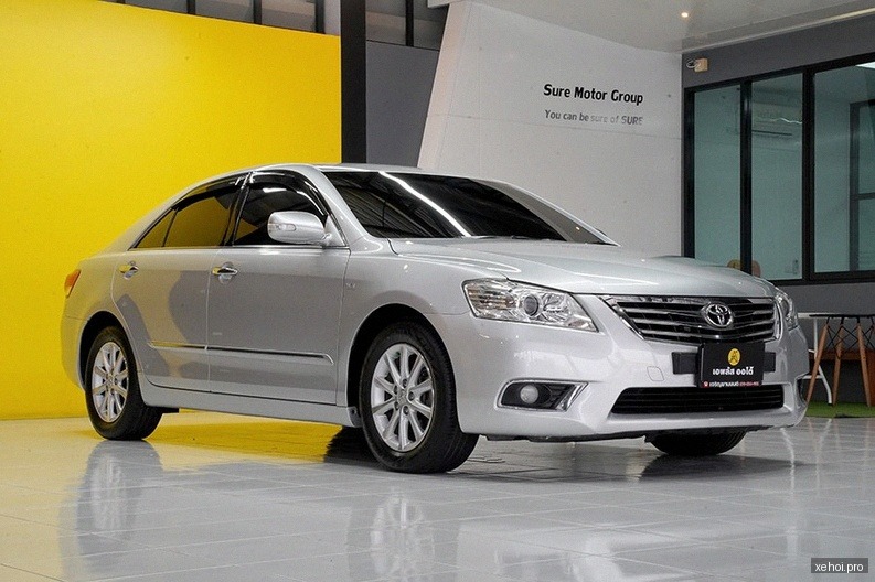 Toyota Camry 2.4G - 2011