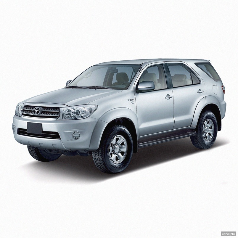 Toyota Fortuner 2.5G - 2016