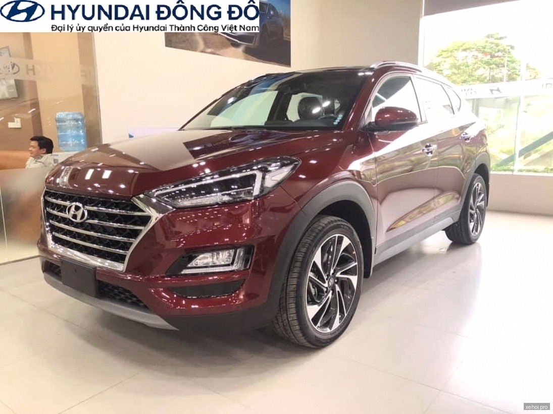 Hyundai Tucson 2.0 AT Tiêu chuẩn - 2021