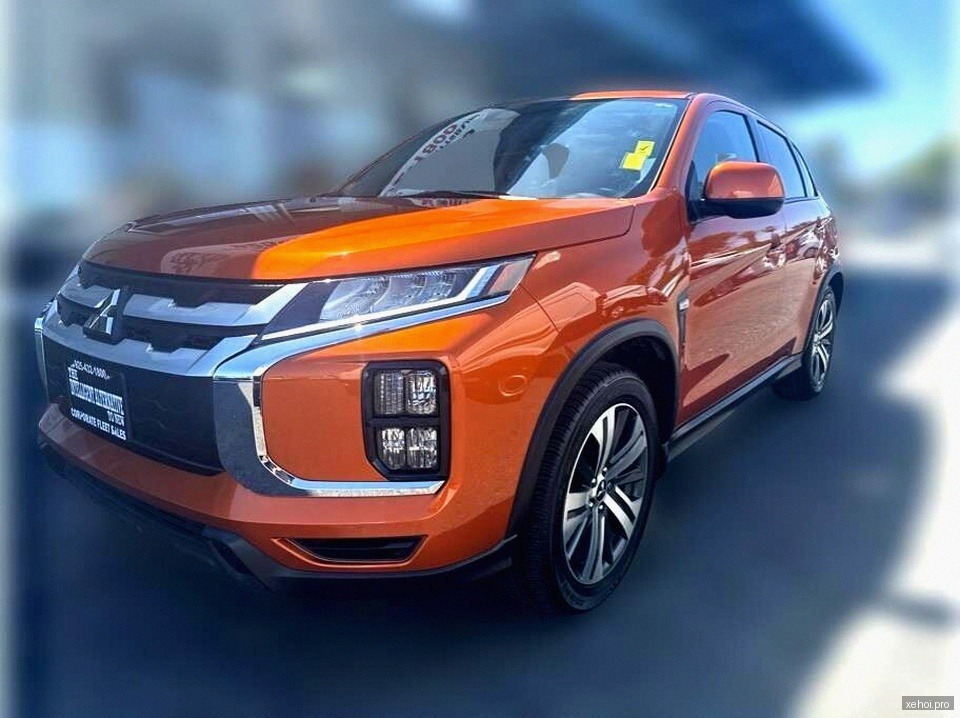 Mitsubishi Outlander 2.0 CVT - 2022