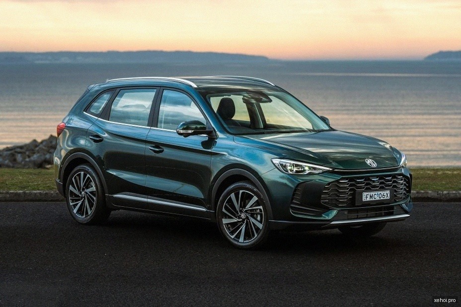 MG ZS Standard 1.5 AT 2WD - 2024