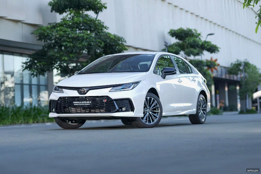 Toyota Corolla altis 1.8G AT - 2017