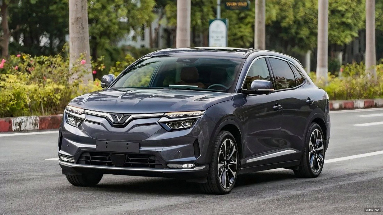 VinFast VF8 Eco AWD - 2024