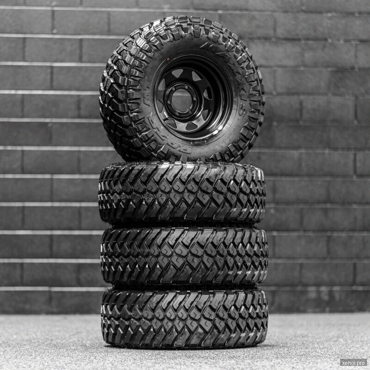 Mazda BT50 Standard 2.2L 4x4 MT - 2020