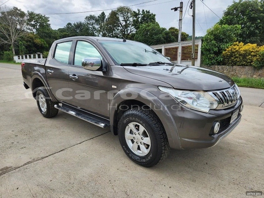Mitsubishi Triton 4x2 AT - 2017