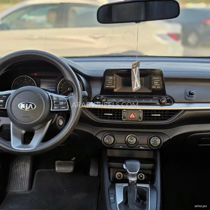 Kia Cerato 1.6 MT - 2020