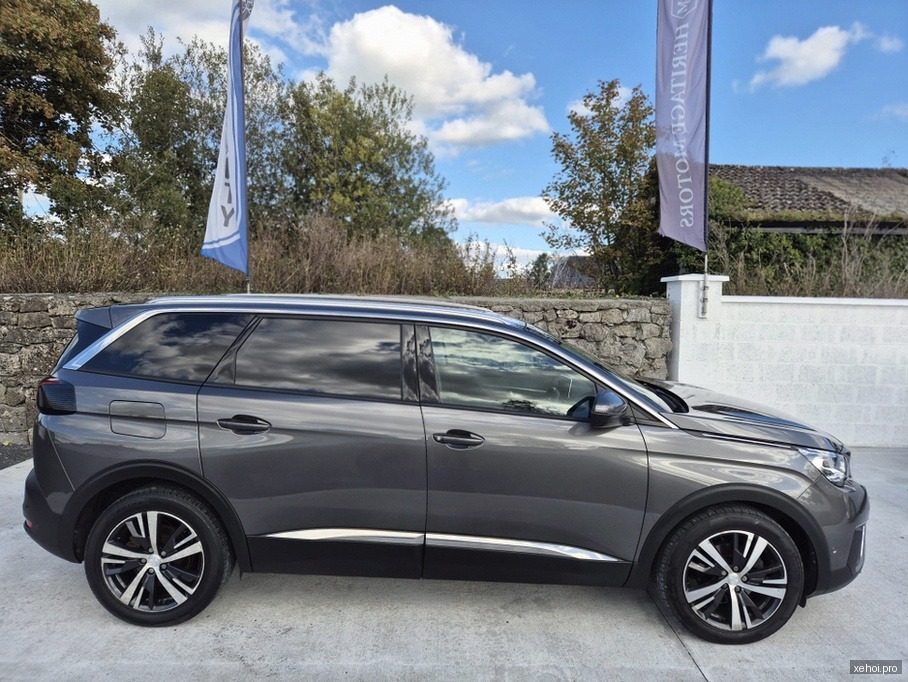 Peugeot 5008 1.6 AT - 2018
