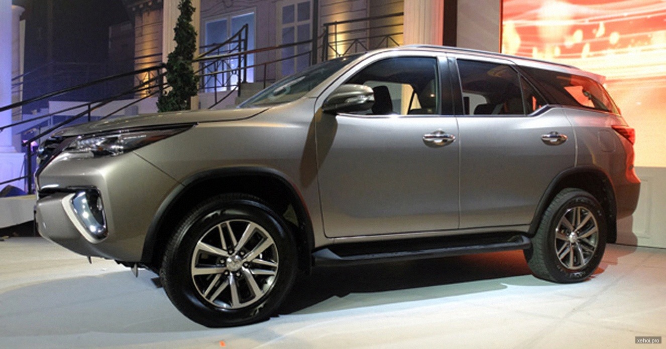 Toyota Hilux 2.4L 4x2 AT - 2021