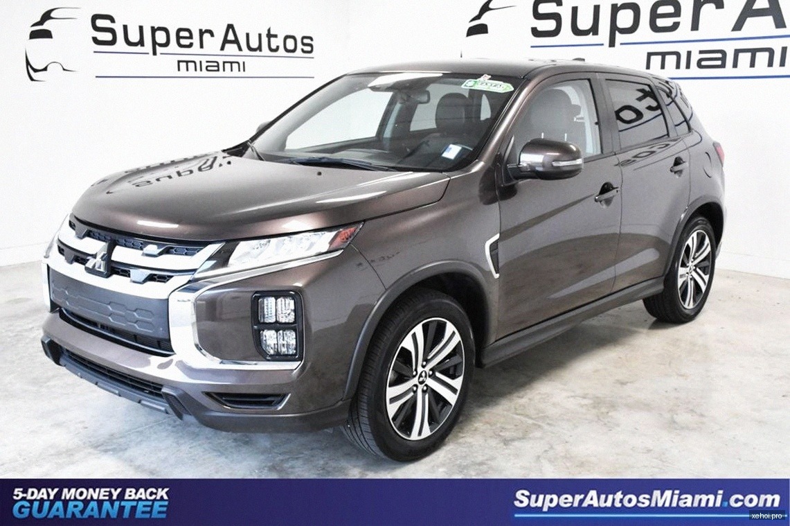 Mitsubishi Outlander 2.0 CVT - 2022