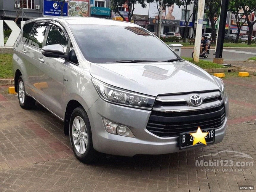 Toyota Innova 2.0G - 2018