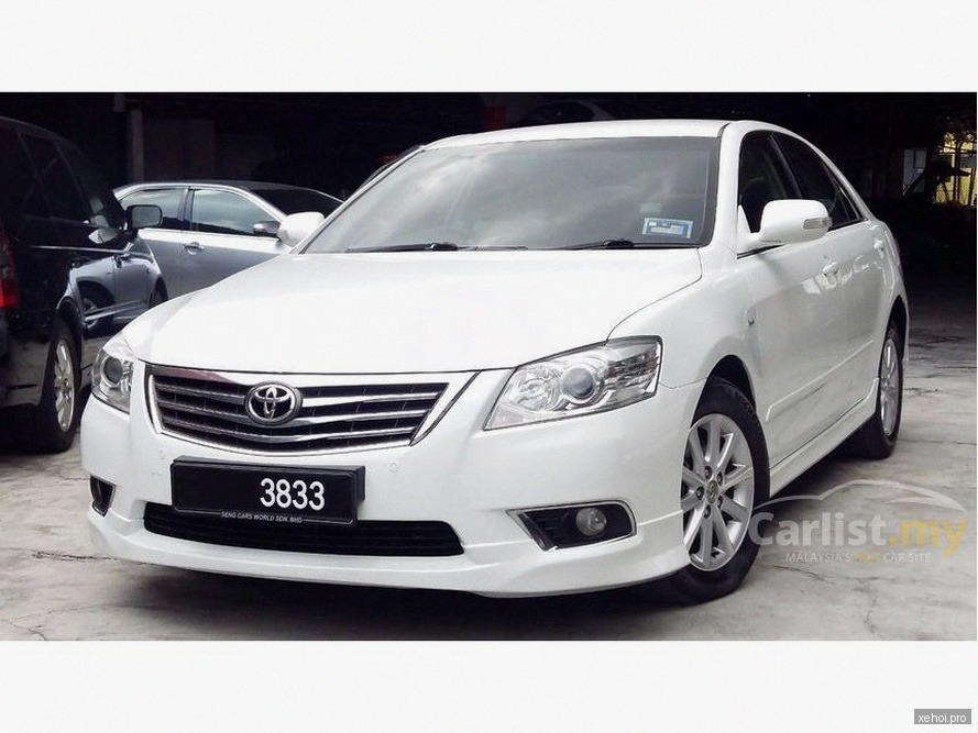 Toyota Camry 2.0E - 2011