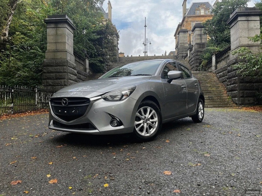 Mazda 2 1.5 AT - 2016