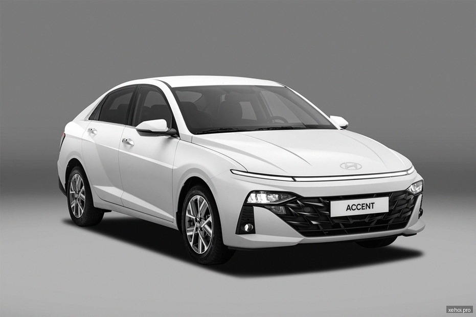 Toyota Innova 2.0E - 2020