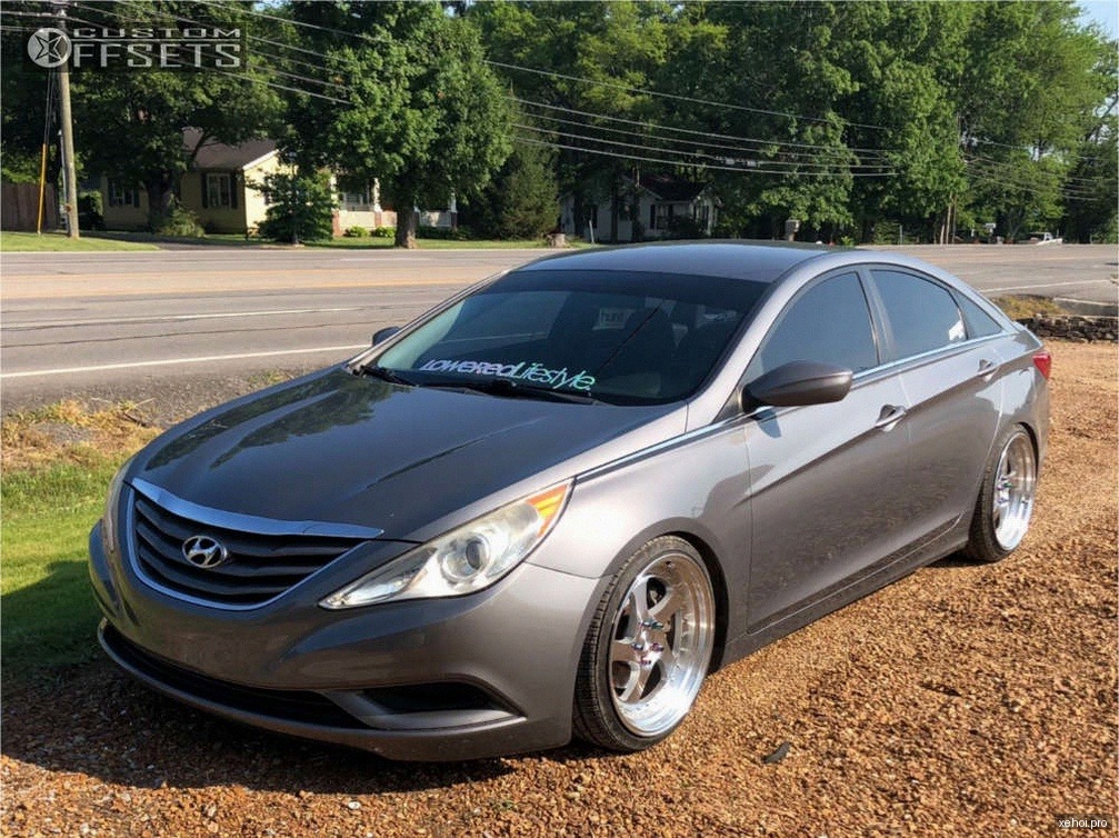 Hyundai Sonata 2.0 AT - 2011