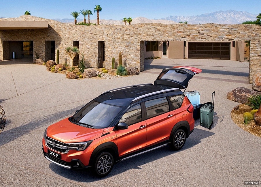 Suzuki XL7 1.5 AT - 2023