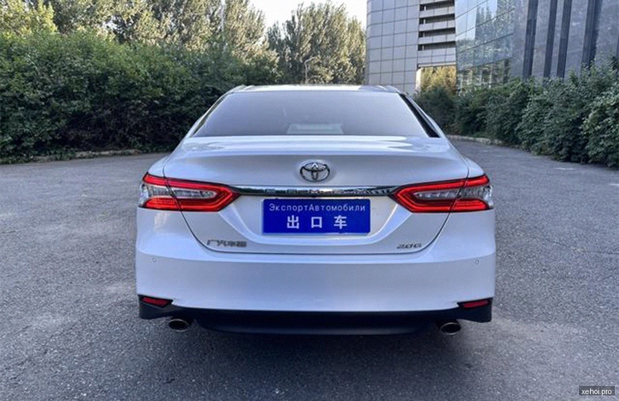 Toyota Camry 2.0G - 2020