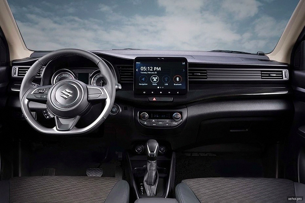 Suzuki XL7 1.5 AT - 2023