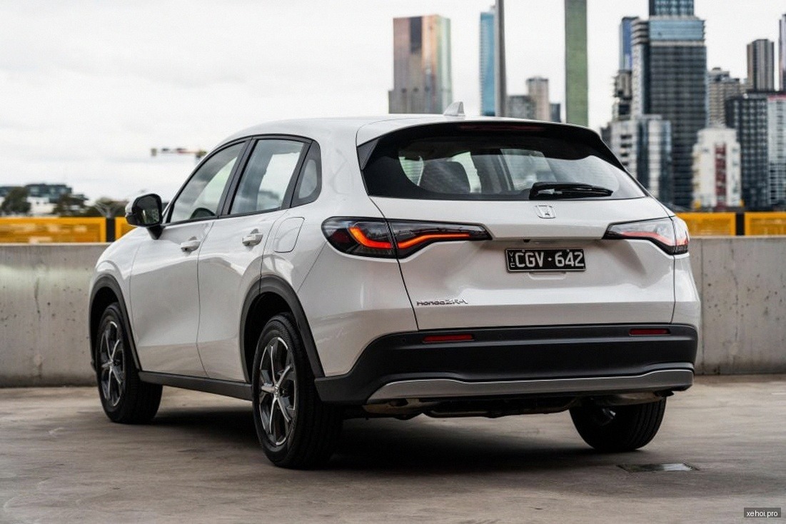 MG ZS Standard 1.5 AT 2WD - 2023