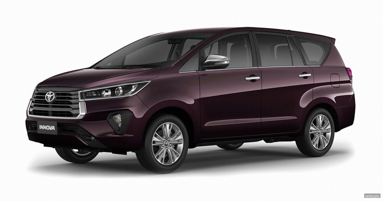 Toyota Innova E 2.0 MT - 2021