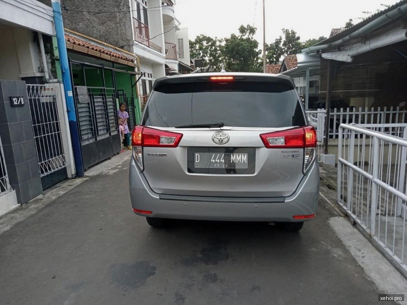 Toyota Innova 2.0G - 2018