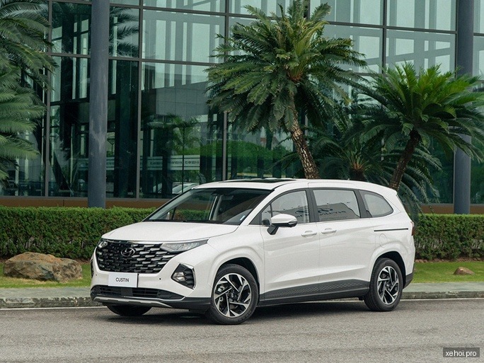 VinFast VF8 Eco AWD - 2023