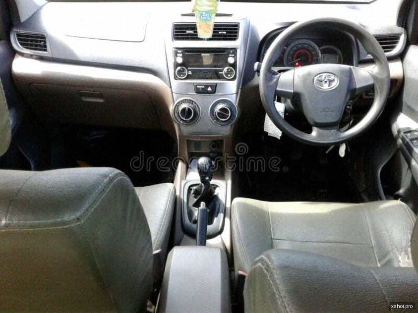 Toyota Yaris 1.3G - 2016