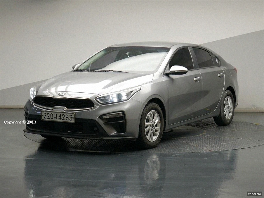Kia Cerato 1.6 AT Luxury - 2019