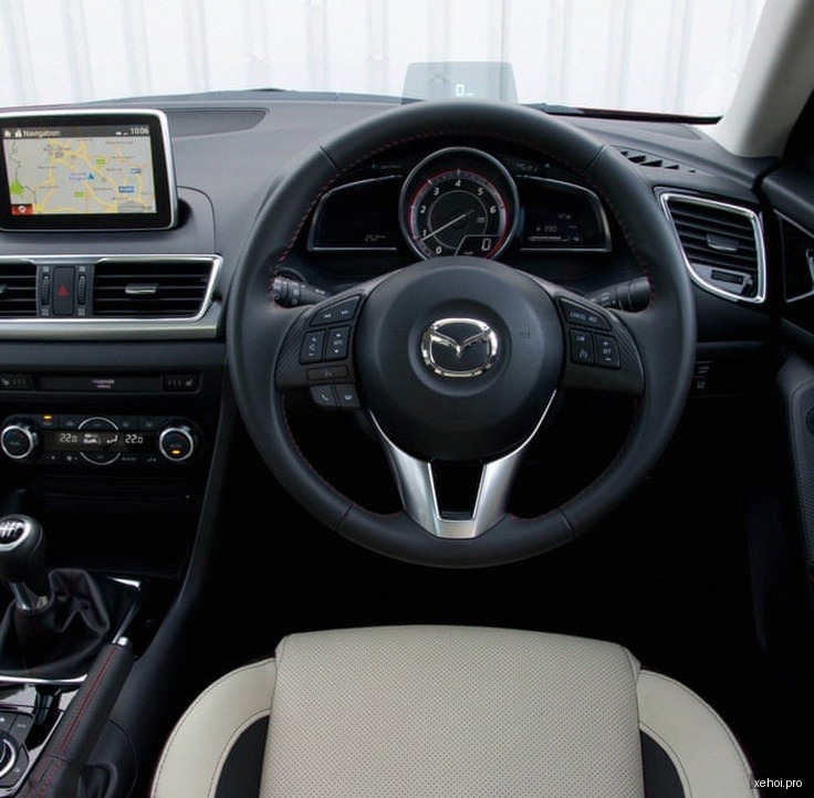 Mazda 3 1.5 AT - 2016