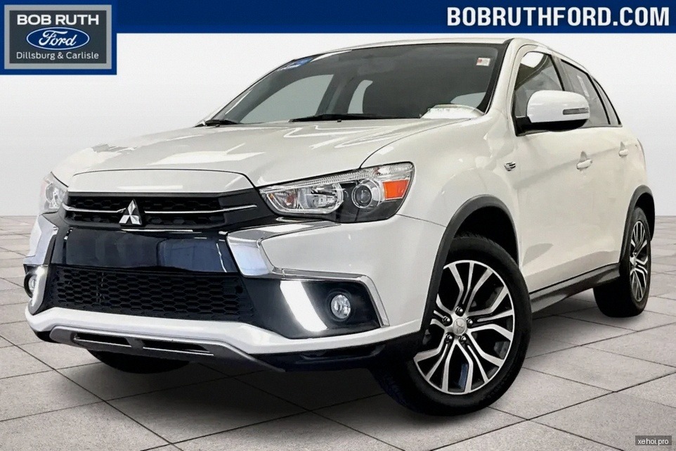 Mitsubishi Outlander 2.0 CVT - 2019